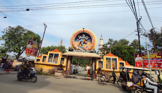 Roorkee to Saharanpur cab